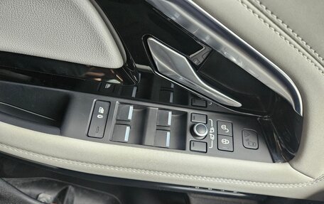 Land Rover Range Rover Evoque II, 2022 год, 3 300 000 рублей, 13 фотография