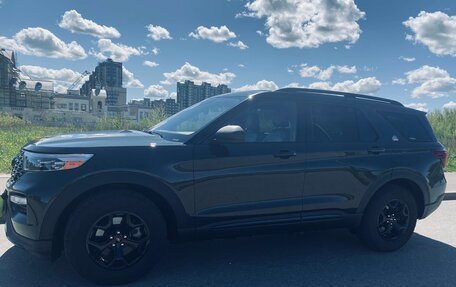 Ford Explorer VI, 2022 год, 4 780 000 рублей, 3 фотография