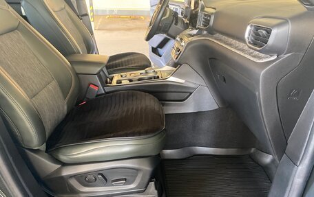 Ford Explorer VI, 2022 год, 4 780 000 рублей, 2 фотография