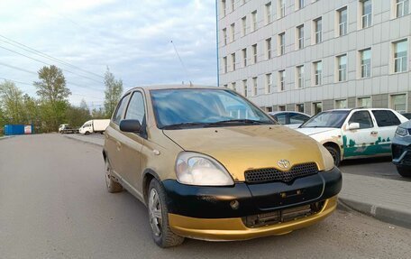 Toyota Yaris I рестайлинг, 1999 год, 155 000 рублей, 2 фотография
