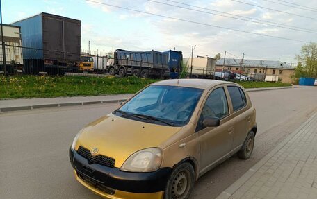 Toyota Yaris I рестайлинг, 1999 год, 155 000 рублей, 4 фотография