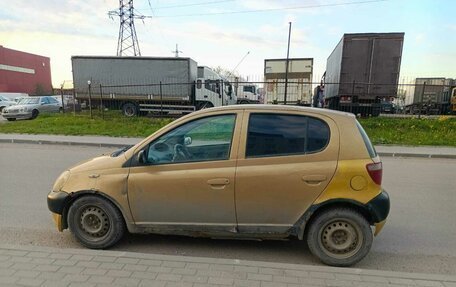 Toyota Yaris I рестайлинг, 1999 год, 155 000 рублей, 5 фотография
