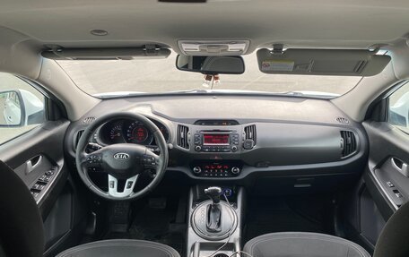 KIA Sportage III, 2011 год, 895 000 рублей, 17 фотография