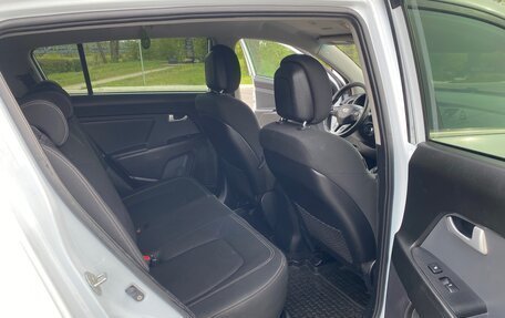 KIA Sportage III, 2011 год, 895 000 рублей, 12 фотография