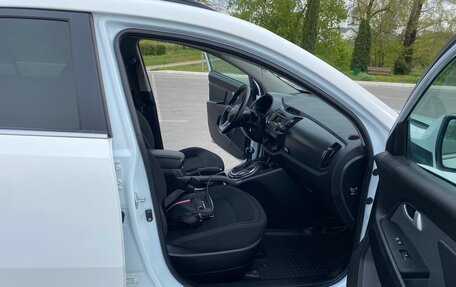 KIA Sportage III, 2011 год, 895 000 рублей, 13 фотография
