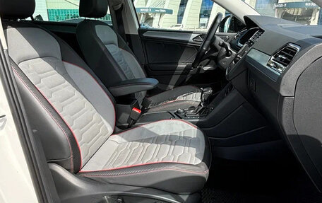 Volkswagen Tiguan II, 2022 год, 3 510 000 рублей, 11 фотография