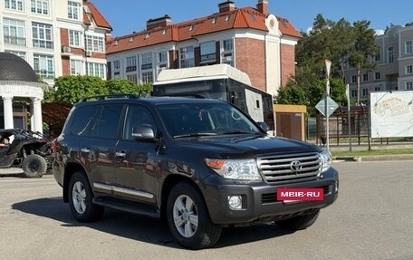 Toyota Land Cruiser 200, 2014 год, 4 197 000 рублей, 2 фотография