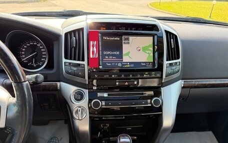 Toyota Land Cruiser 200, 2014 год, 4 197 000 рублей, 12 фотография