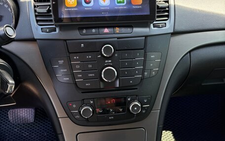 Opel Insignia II рестайлинг, 2010 год, 1 000 000 рублей, 9 фотография