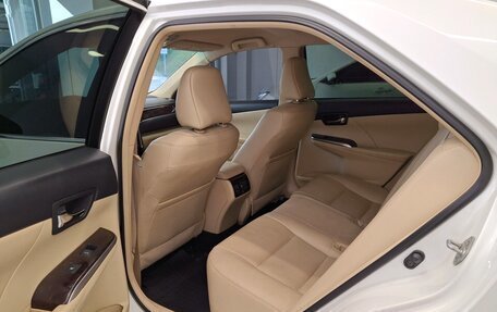 Toyota Camry, 2016 год, 2 080 000 рублей, 10 фотография