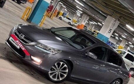 Honda Accord IX рестайлинг, 2013 год, 1 500 000 рублей, 8 фотография