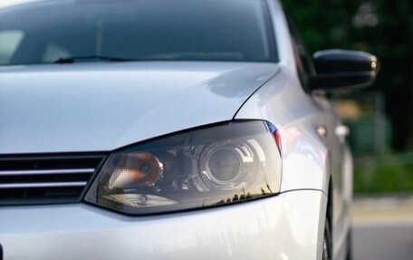 Volkswagen Polo VI (EU Market), 2013 год, 1 000 000 рублей, 1 фотография