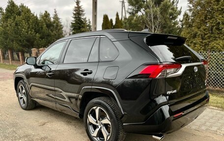 Toyota RAV4, 2021 год, 2 600 000 рублей, 7 фотография