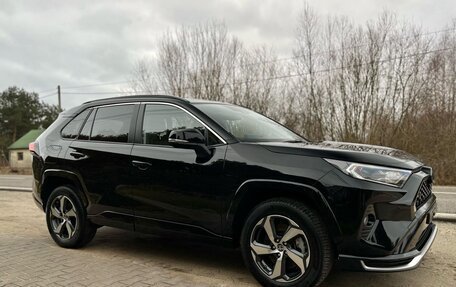 Toyota RAV4, 2021 год, 2 600 000 рублей, 8 фотография