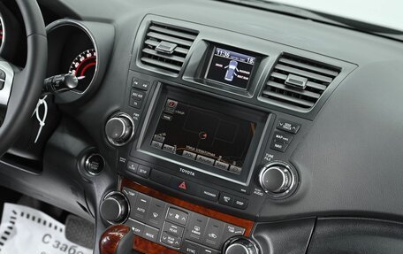 Toyota Highlander III, 2013 год, 1 795 000 рублей, 10 фотография