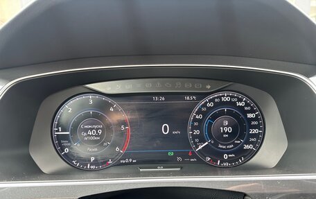 Volkswagen Tiguan II, 2018 год, 2 350 000 рублей, 9 фотография