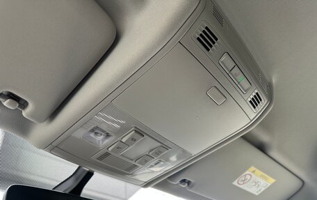 Volkswagen Tiguan II, 2018 год, 2 350 000 рублей, 11 фотография