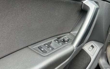 Volkswagen Tiguan II, 2018 год, 2 350 000 рублей, 6 фотография