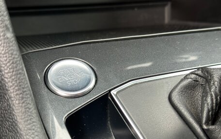 Volkswagen Tiguan II, 2018 год, 2 350 000 рублей, 16 фотография