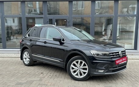 Volkswagen Tiguan II, 2018 год, 2 350 000 рублей, 3 фотография