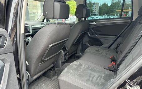 Volkswagen Tiguan II, 2018 год, 2 350 000 рублей, 20 фотография