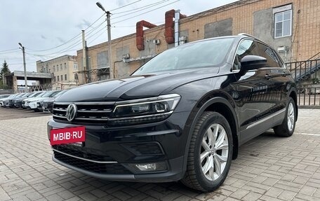 Volkswagen Tiguan II, 2018 год, 2 350 000 рублей, 32 фотография