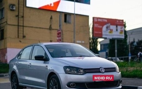 Volkswagen Polo VI (EU Market), 2013 год, 1 000 000 рублей, 2 фотография