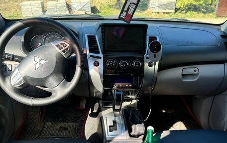 Mitsubishi Pajero Sport II рестайлинг, 2008 год, 1 800 000 рублей, 4 фотография
