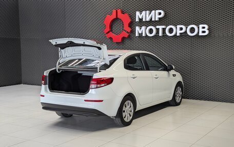 KIA Rio III рестайлинг, 2015 год, 950 000 рублей, 7 фотография