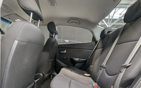 KIA Rio III рестайлинг, 2015 год, 950 000 рублей, 34 фотография