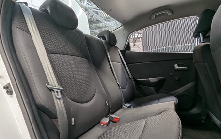 KIA Rio III рестайлинг, 2015 год, 950 000 рублей, 33 фотография