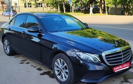 Mercedes-Benz E-Класс, 2020 год, 3 100 000 рублей, 9 фотография