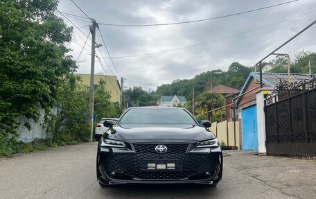 Toyota Avalon, 2023 год, 4 600 000 рублей, 3 фотография