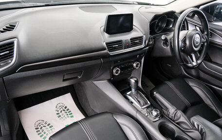Mazda Axela, 2017 год, 1 749 000 рублей, 12 фотография