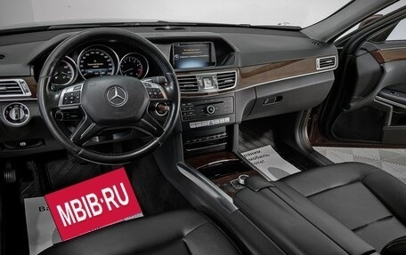 Mercedes-Benz E-Класс, 2015 год, 2 149 000 рублей, 6 фотография