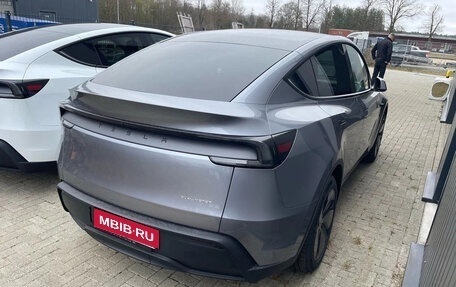 Tesla Model Y I, 2025 год, 5 655 000 рублей, 3 фотография