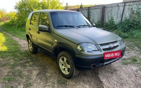 Chevrolet Niva I рестайлинг, 2010 год, 550 000 рублей, 2 фотография