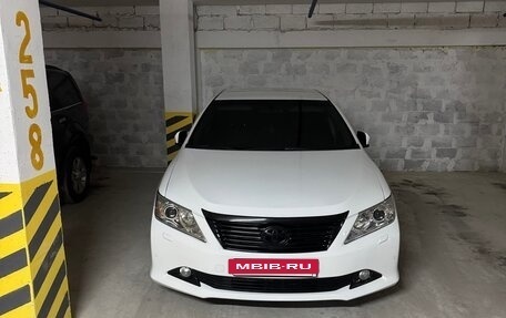 Toyota Camry, 2013 год, 1 840 000 рублей, 4 фотография