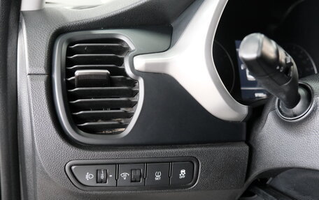 KIA Rio IV, 2021 год, 1 669 000 рублей, 9 фотография