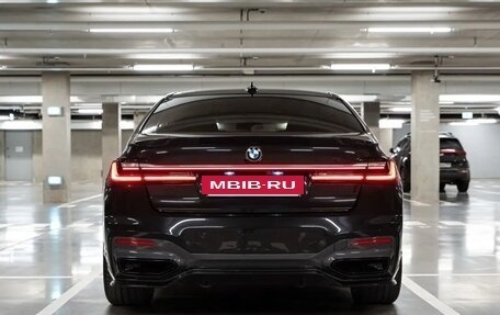 BMW 7 серия, 2019 год, 5 890 000 рублей, 7 фотография