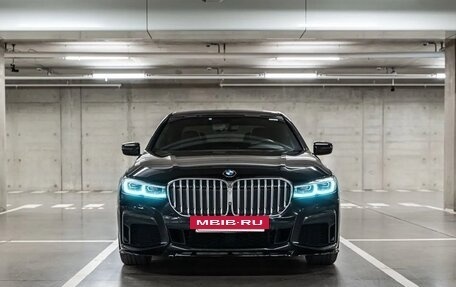 BMW 7 серия, 2019 год, 5 890 000 рублей, 2 фотография