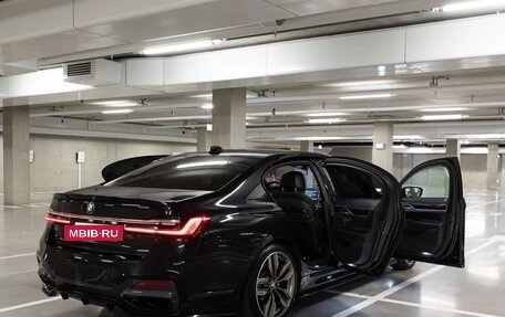BMW 7 серия, 2019 год, 5 890 000 рублей, 24 фотография