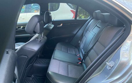 Mercedes-Benz C-Класс, 2011 год, 1 700 000 рублей, 8 фотография