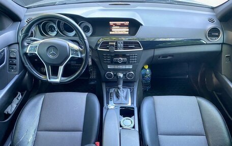 Mercedes-Benz C-Класс, 2011 год, 1 700 000 рублей, 9 фотография