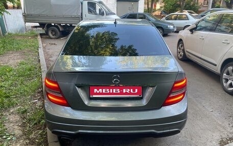 Mercedes-Benz C-Класс, 2011 год, 1 700 000 рублей, 6 фотография