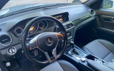 Mercedes-Benz C-Класс, 2011 год, 1 700 000 рублей, 12 фотография