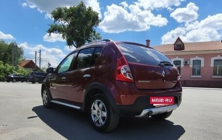 Renault Sandero I, 2012 год, 635 000 рублей, 2 фотография