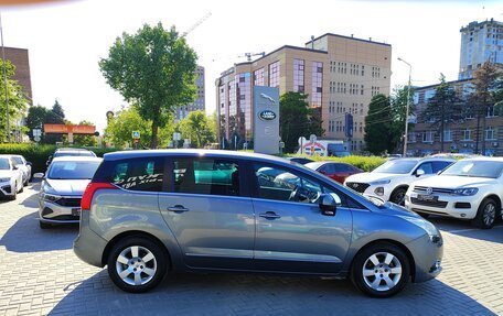 Peugeot 5008 I рестайлинг, 2011 год, 695 000 рублей, 4 фотография