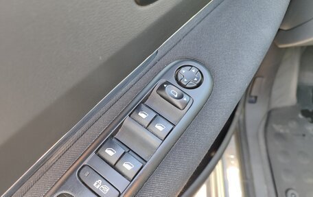 Peugeot 5008 I рестайлинг, 2011 год, 695 000 рублей, 20 фотография