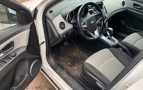 Chevrolet Cruze II, 2012 год, 535 000 рублей, 6 фотография
